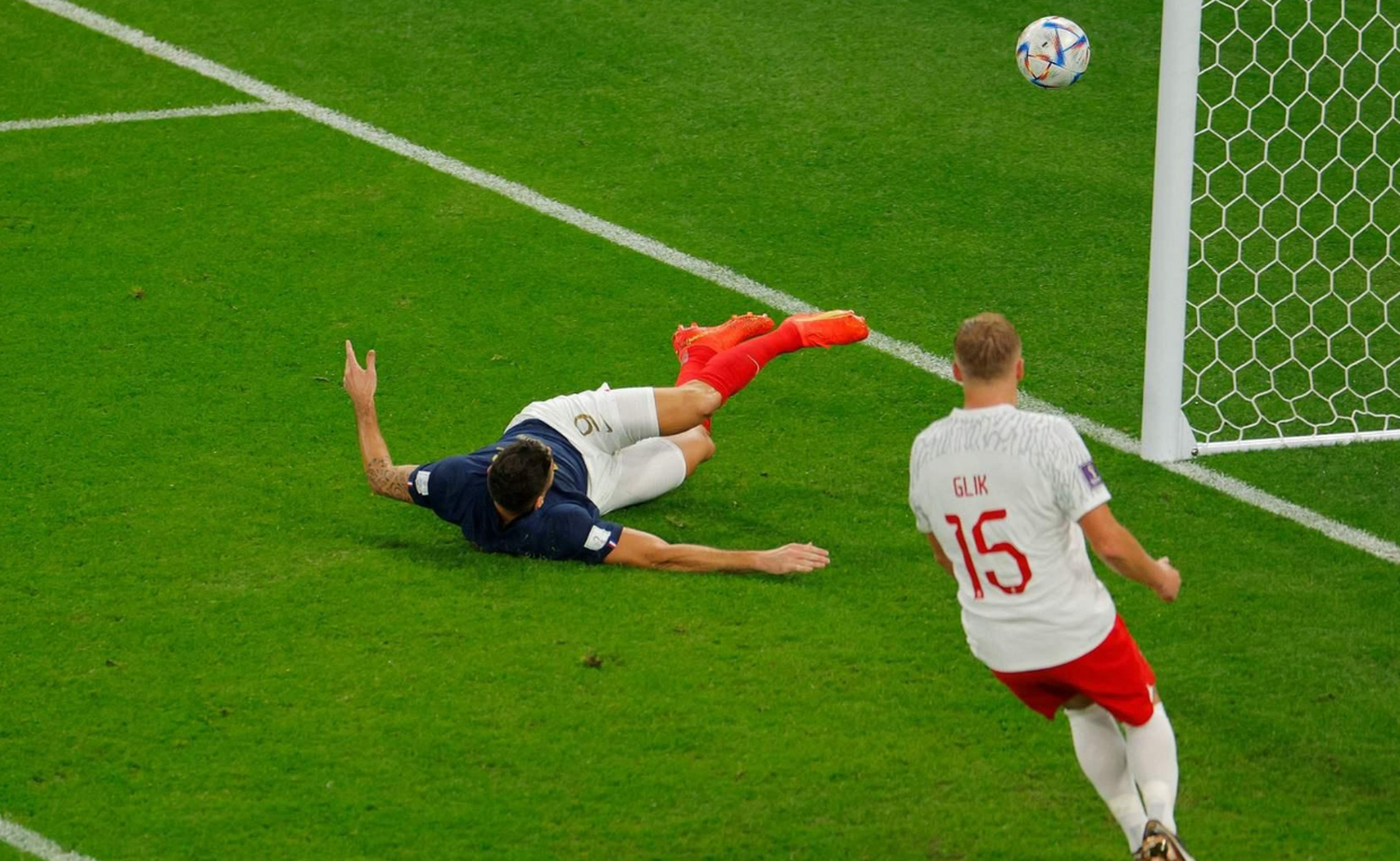 波兰乒乓球队完胜法国乒乓球队，张继科爆发神勇的简单介绍