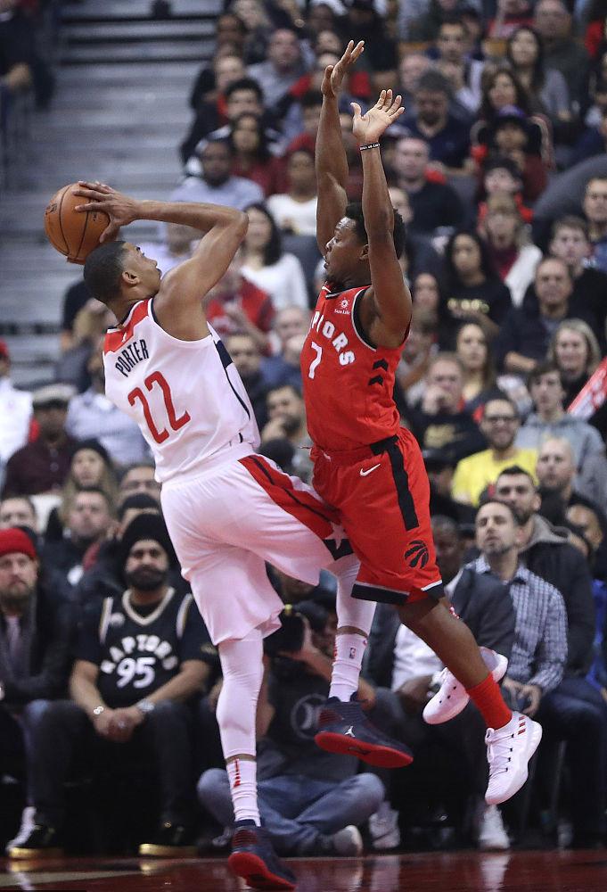 猛龙取得胜利，洛瑞发挥出色控球端表现稳健